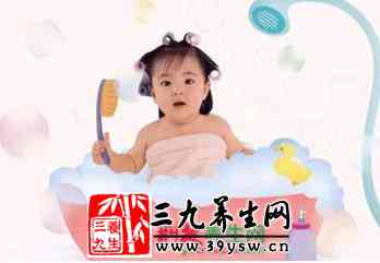 五招帮助宝宝赶跑红痱子